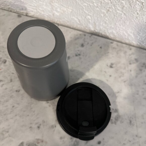 RARE UNIQLO Limited Edition Anniversary Tumbler – Japan Exclusive – Travel Coffe - Picture 8 of 8